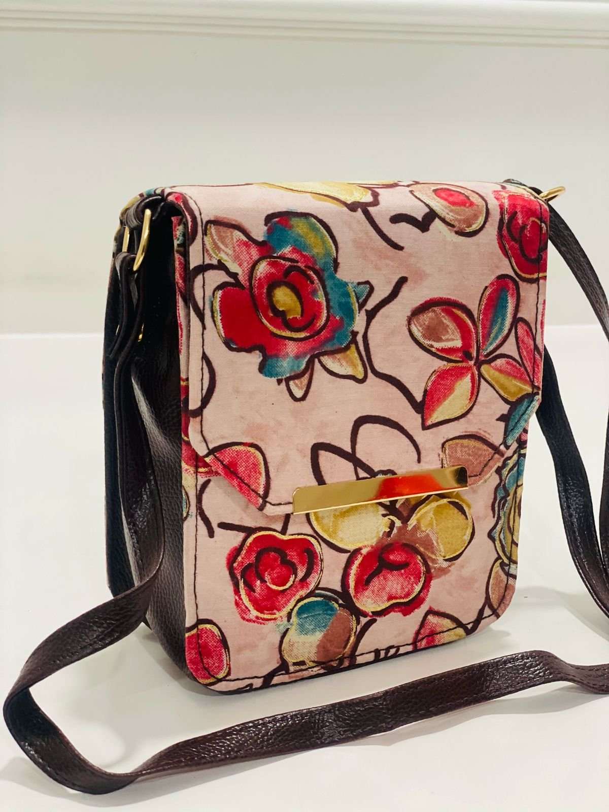 Daily use hand bag with backside and inside pocket