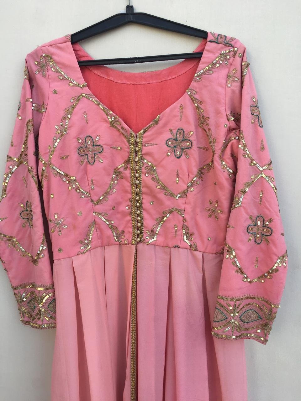Saree with paisley designs